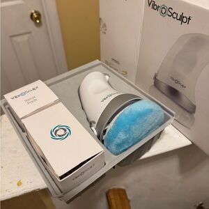 VibroSculpt Massager with Blue Pad